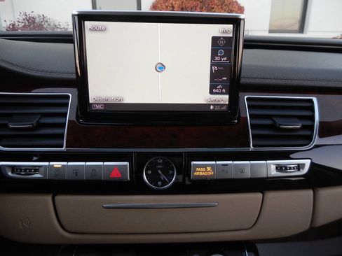 Used 2013 Audi A8 L 3.0T image 37