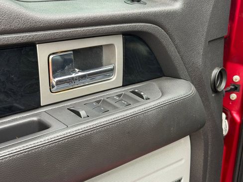 Used 2012 Ford F150 Platinum image 26