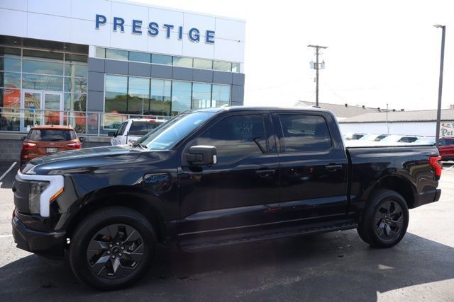 Used 2024 Ford F150 Lightning Flash w/ Max Trailer Tow Package AWD/4WD image 4