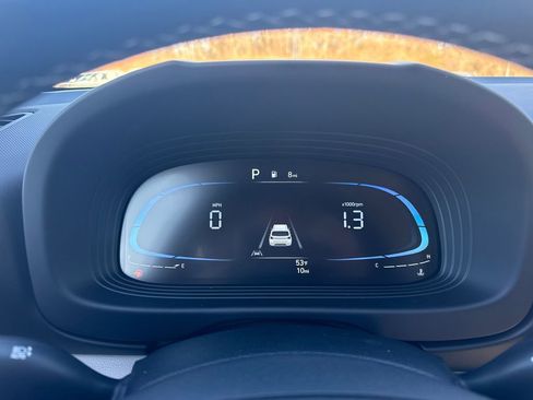 Used 2026 Hyundai Venue SEL image 21