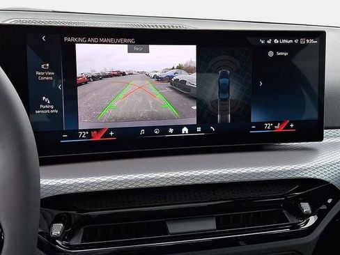 New 2026 BMW 330i xDrive Sedan w/ Premium Package AWD/4WD image 15