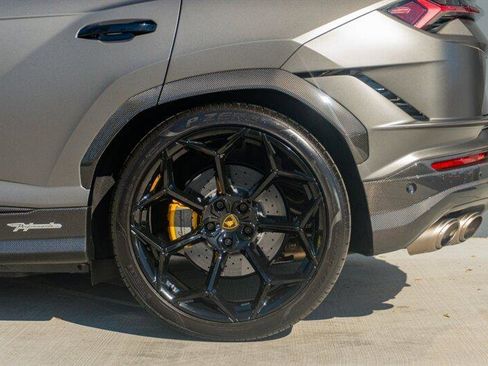 Used 2024 Lamborghini Urus Performante image 34