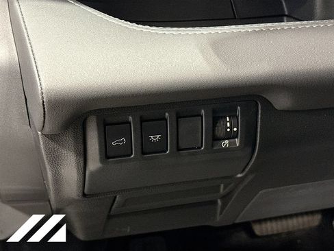 New 2026 Subaru Ascent Limited AWD/4WD image 10