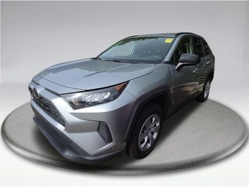 Used 2020 Toyota RAV4 LE FWD image 10