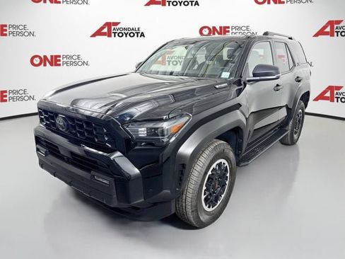 Certified 2025 Toyota 4Runner TRD Off-Road AWD/4WD image 4