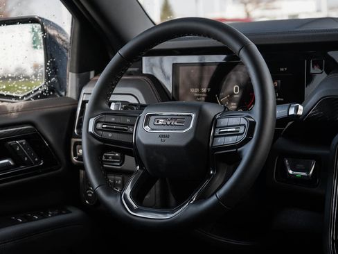 New 2026 GMC Yukon AT4 w/ AT4 Premium Package AWD/4WD image 17