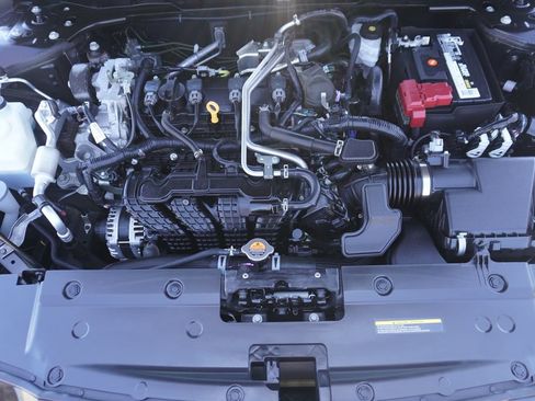 Used 2023 Nissan Altima 2.5 SV FWD image 24