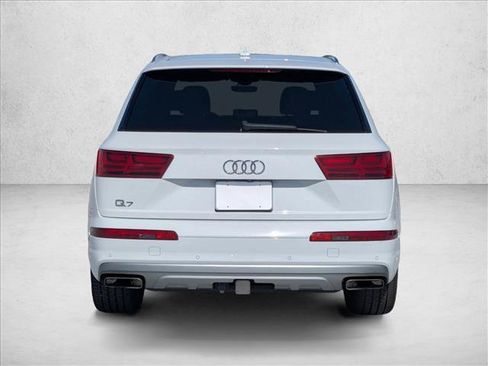 Used 2019 Audi Q7 3.0T Premium Plus w/ Premium Plus Package AWD/4WD image 6