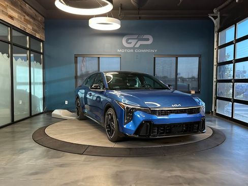 Used 2025 Kia K4 GT-Line w/ GT-Line Sunroof Package FWD image 1