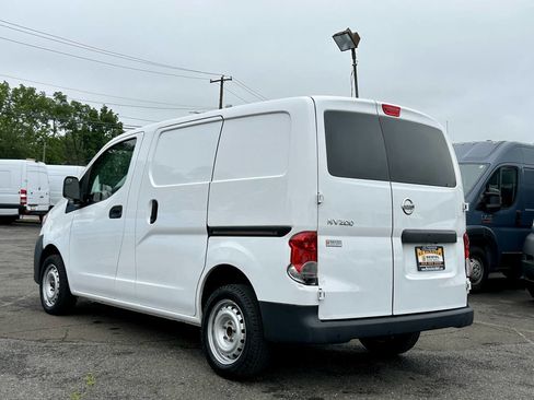 Used 2019 Nissan NV200 S w/ Cruise Control Package image 22