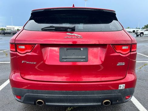 Used 2017 Jaguar F-PACE Prestige AWD/4WD image 7
