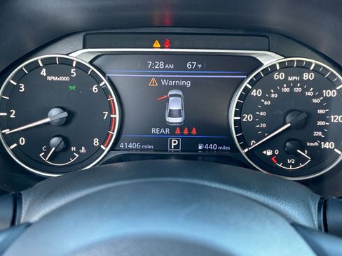 Used 2025 Nissan Altima 2.5 SV FWD image 40