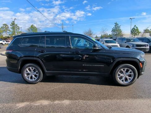 Used 2021 Jeep Grand Cherokee L Limited image 3