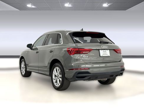 Used 2025 Audi Q3 2.0T Premium w/ Convenience Package AWD/4WD image 3