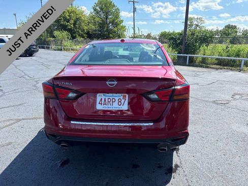 Used 2023 Nissan Altima 2.5 SR FWD image 6