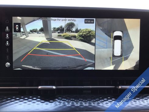 Used 2023 Kia Carnival SX Prestige FWD image 27