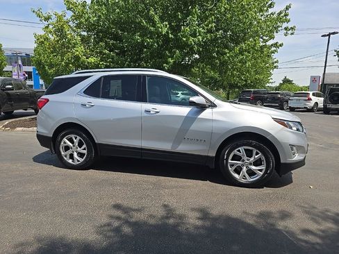 Used 2019 Chevrolet Equinox LT AWD/4WD image 8