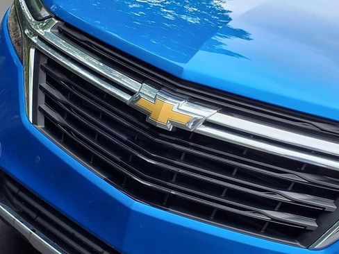 Used 2024 Chevrolet Equinox LT FWD image 10