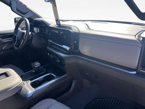 Used 2022 Chevrolet Silverado 1500 RST image 23