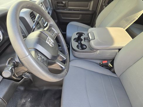 Used 2017 RAM 3500 Tradesman w/ Chrome Appearance Group image 15