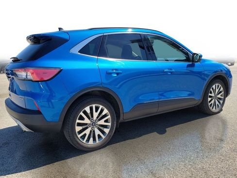 Used 2020 Ford Escape Titanium w/ Titanium Premium Package 2.0 AWD/4WD image 4