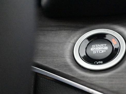 New 2025 Jeep Grand Cherokee L Limited w/ Trailer Tow Package image 26