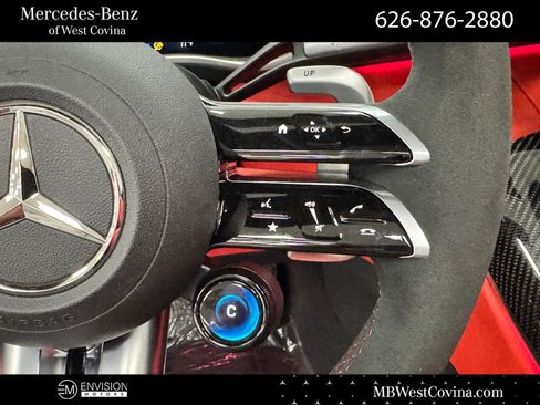 Used 2024 Mercedes-Benz SL 55 AMG 4MATIC image 34
