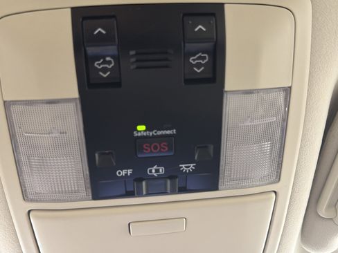 Used 2019 Lexus GX 460 Luxury w/ Sport Design Package AWD/4WD image 14