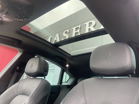 Used 2022 Maserati Levante GT image 18