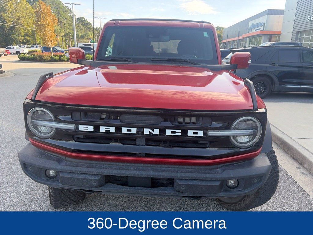 Used 2022 Ford Bronco Outer Banks w/ Sasquatch Package AWD/4WD image 3