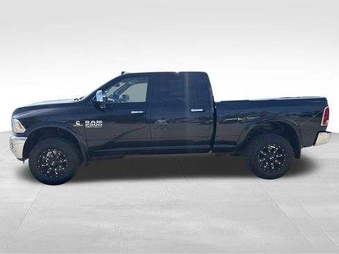 Used 2018 RAM 2500 Laramie w/ Snow Chief Group AWD/4WD image 6