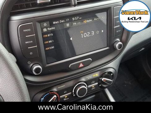 New 2025 Kia Soul LX w/ LX Technology Package image 28