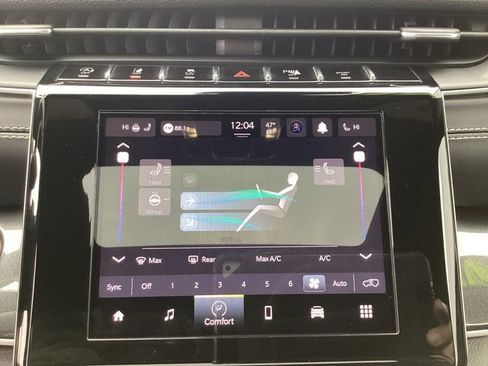 Certified 2022 Jeep Grand Cherokee Altitude image 17