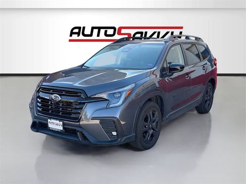 Used 2024 Subaru Ascent Onyx Edition Limited image 3