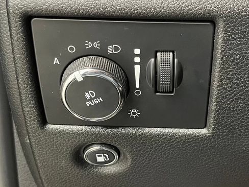 Used 2017 Jeep Grand Cherokee Limited 75th Anniversary AWD/4WD image 32
