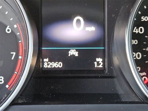 Used 2021 Volkswagen Tiguan S image 17