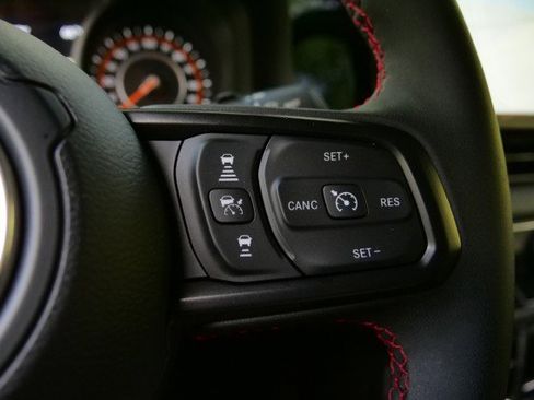 Used 2024 Jeep Wrangler Unlimited Rubicon w/ Technology Group image 20