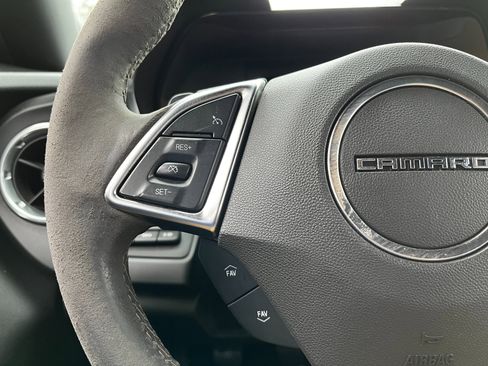 Used 2018 Chevrolet Camaro SS image 23