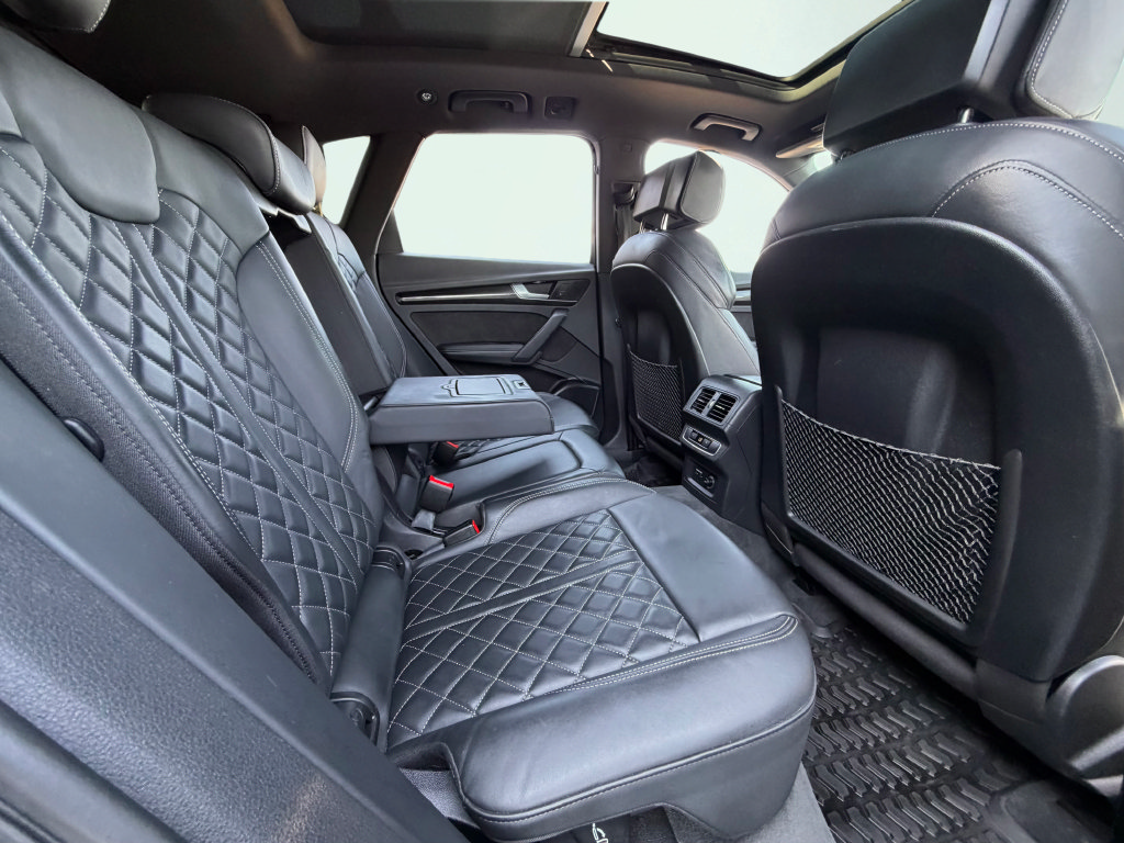 Used 2020 Audi SQ5 Prestige w/ Prestige Package AWD/4WD image 29