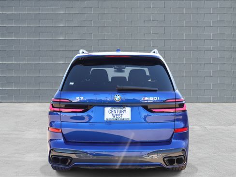 Used 2025 BMW X7 M60i w/ Executive Package image 5