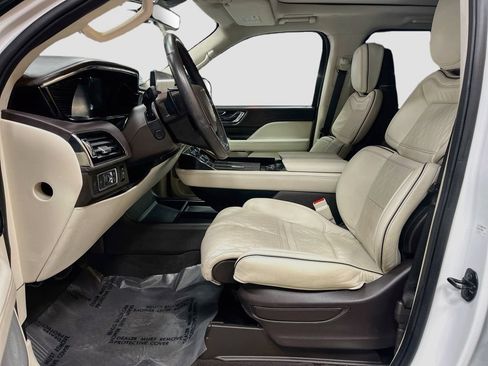 Used 2024 Lincoln Navigator Black Label AWD/4WD image 22