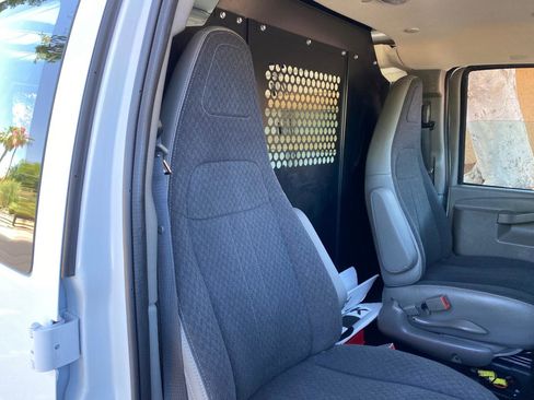 Used 2025 Chevrolet Express 2500 w/ Driver Convenience Package RWD image 34