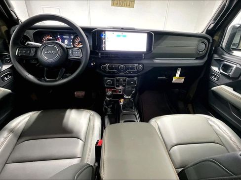 New 2026 Jeep Gladiator Mojave image 6