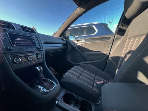 Used 2013 Volkswagen Golf 4-Door image 45