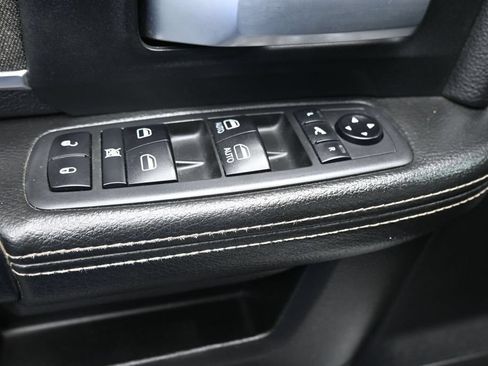 Used 2019 RAM 2500 Big Horn AWD/4WD image 13