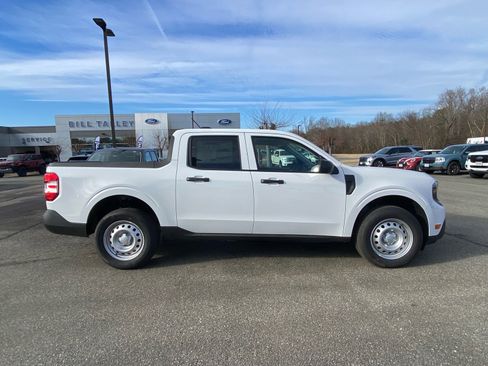 New 2026 Ford Maverick XL image 3