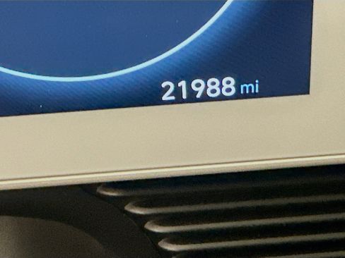 Used 2024 Hyundai Ioniq 5 SEL image 19