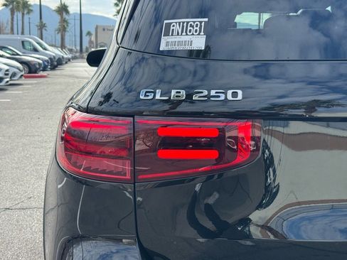 Certified 2024 Mercedes-Benz GLB 250 image 21