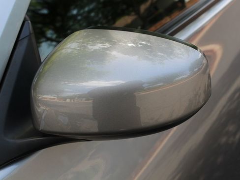 Used 2009 Nissan 370Z Touring RWD image 42
