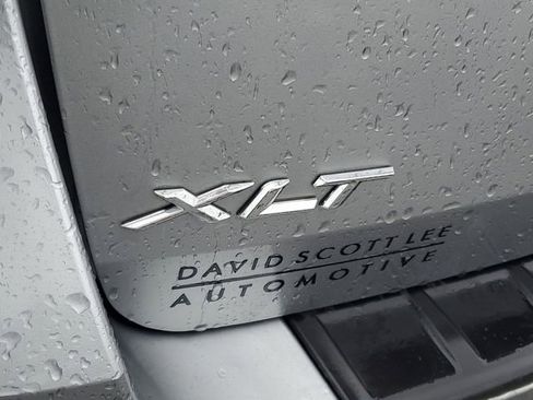 Used 2020 Ford Explorer XLT w/ Equipment Group 202A image 28